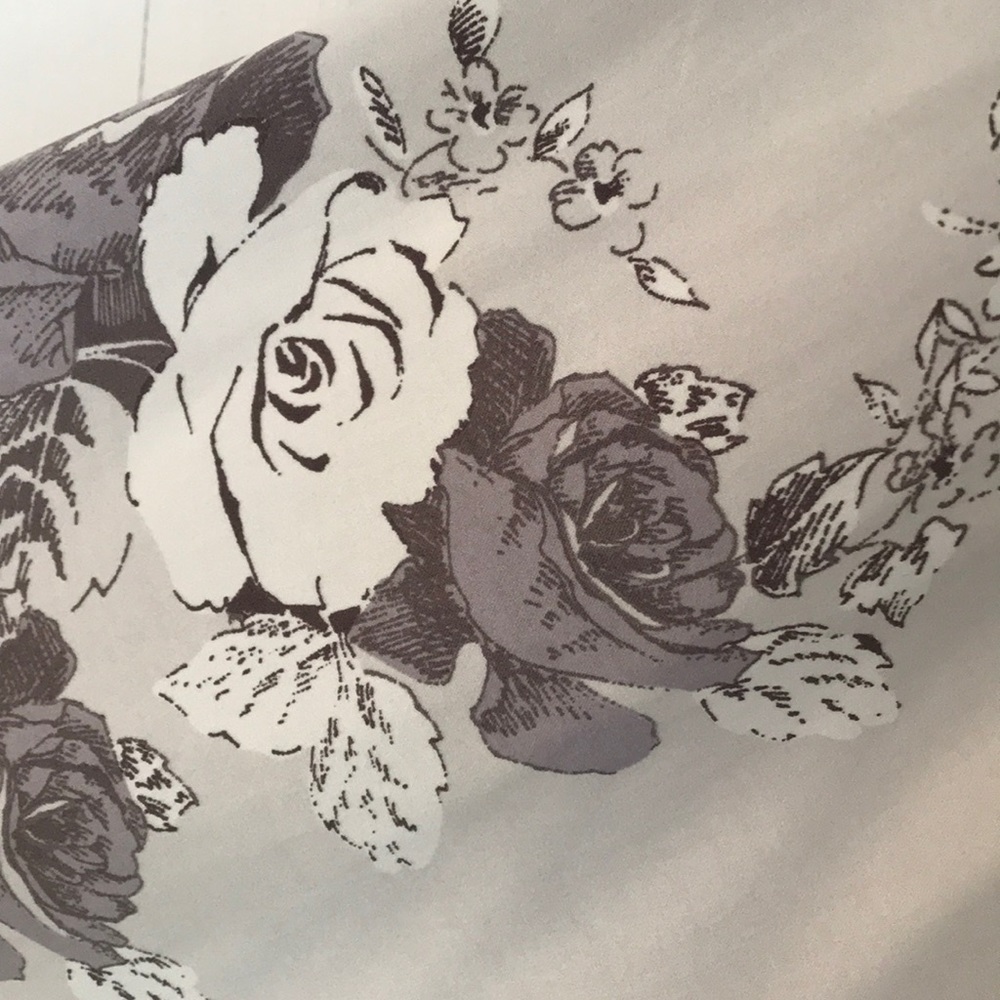 SHIMERA 🌸 FLORAL ROBE - Picture 3 of 4